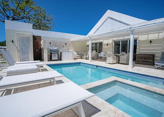 Deluxe Villa